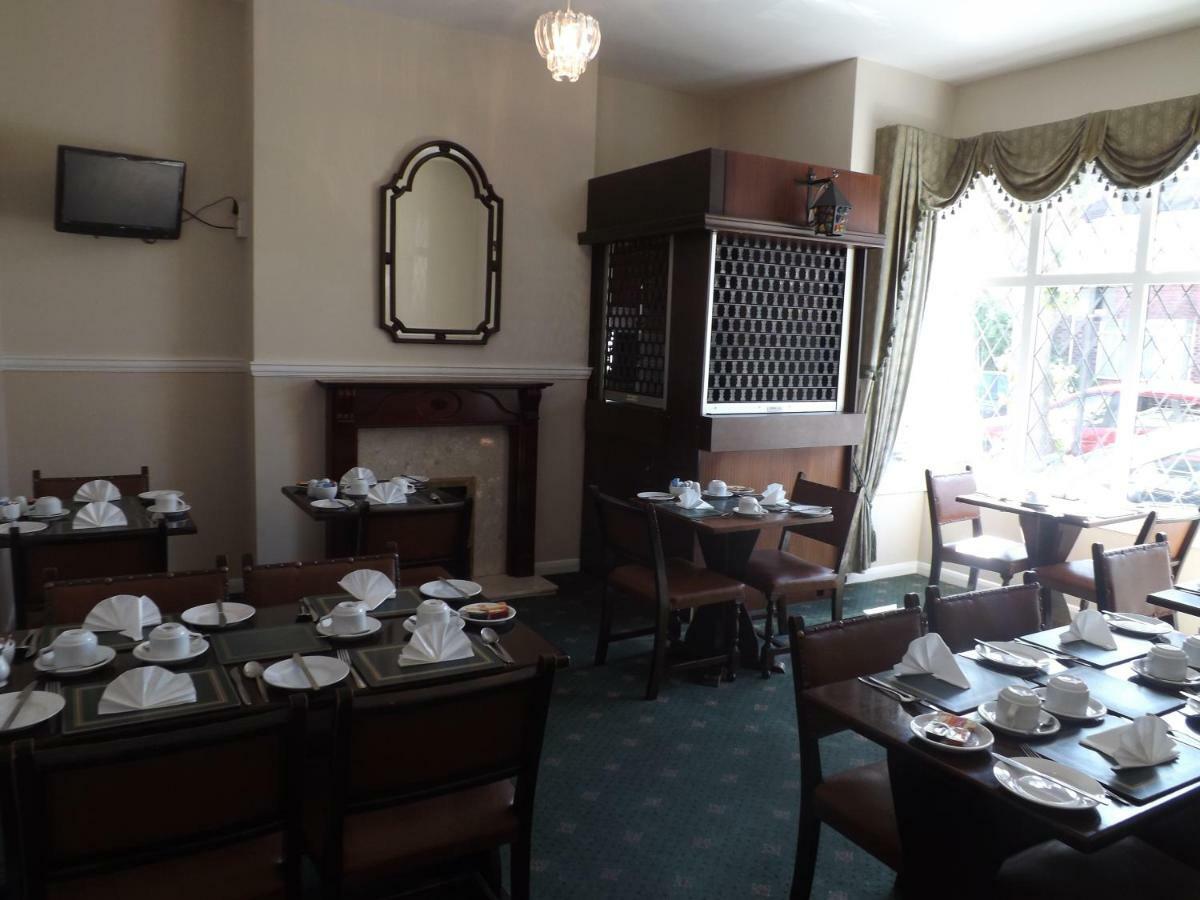 Ashleigh House Hotel Coventry Eksteriør billede
